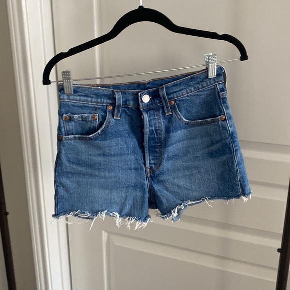 Levi 501 High Rise Shorts - Picture 2 of 8